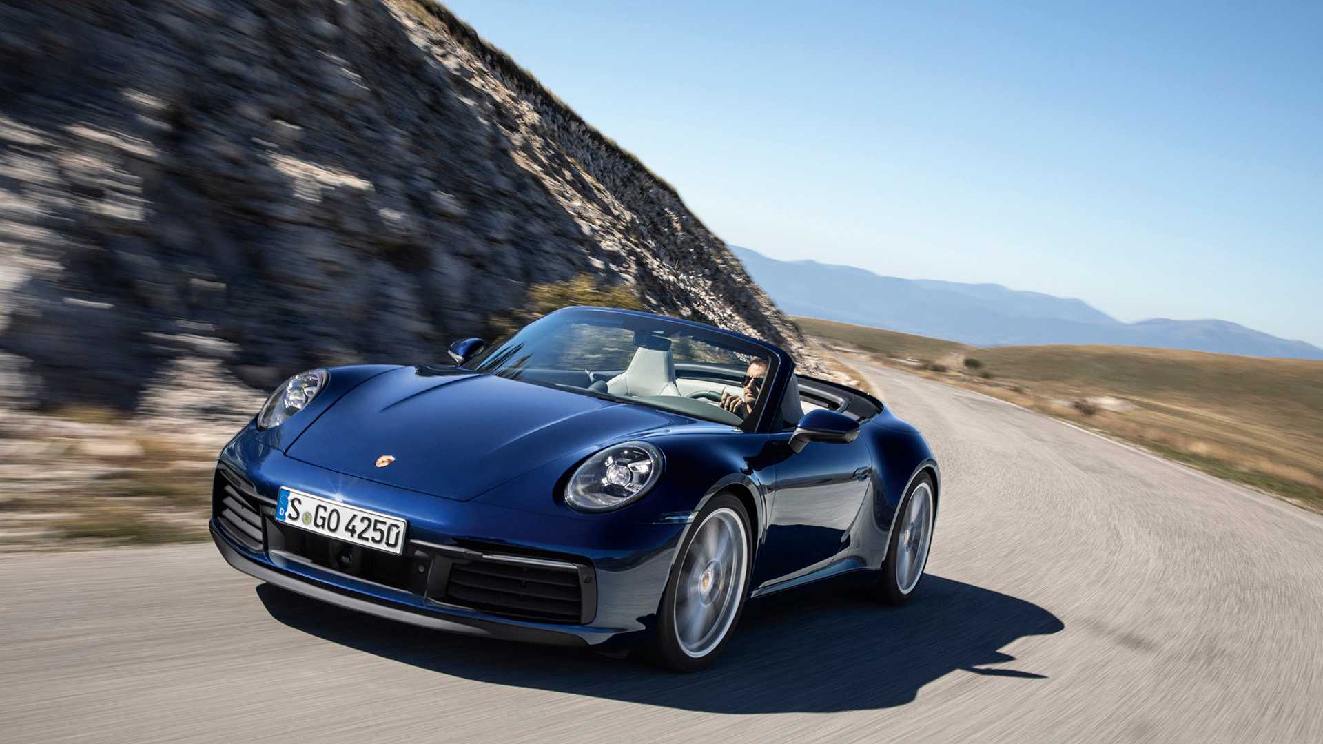 Новый Porsche 911 получил версию без крыши