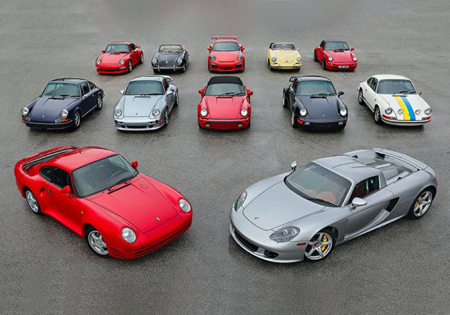 Коллекцию из 12 культовых Porsche пустят с молотка
