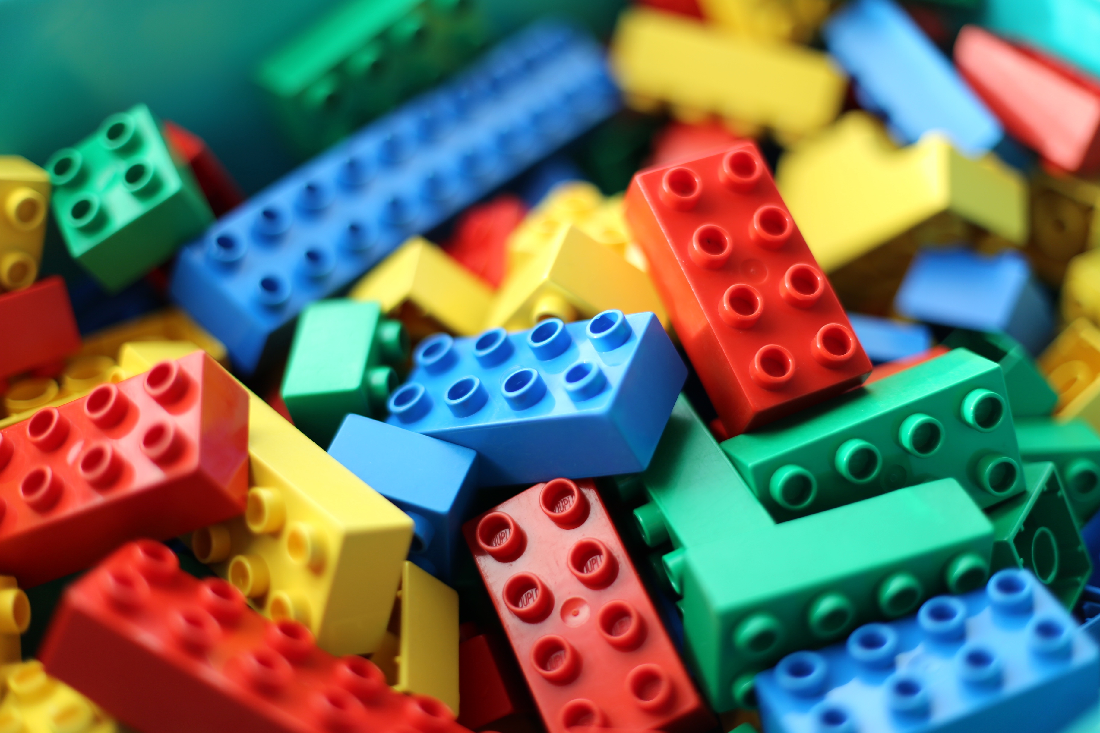 Бренд Lego признали самым влиятельным в мире