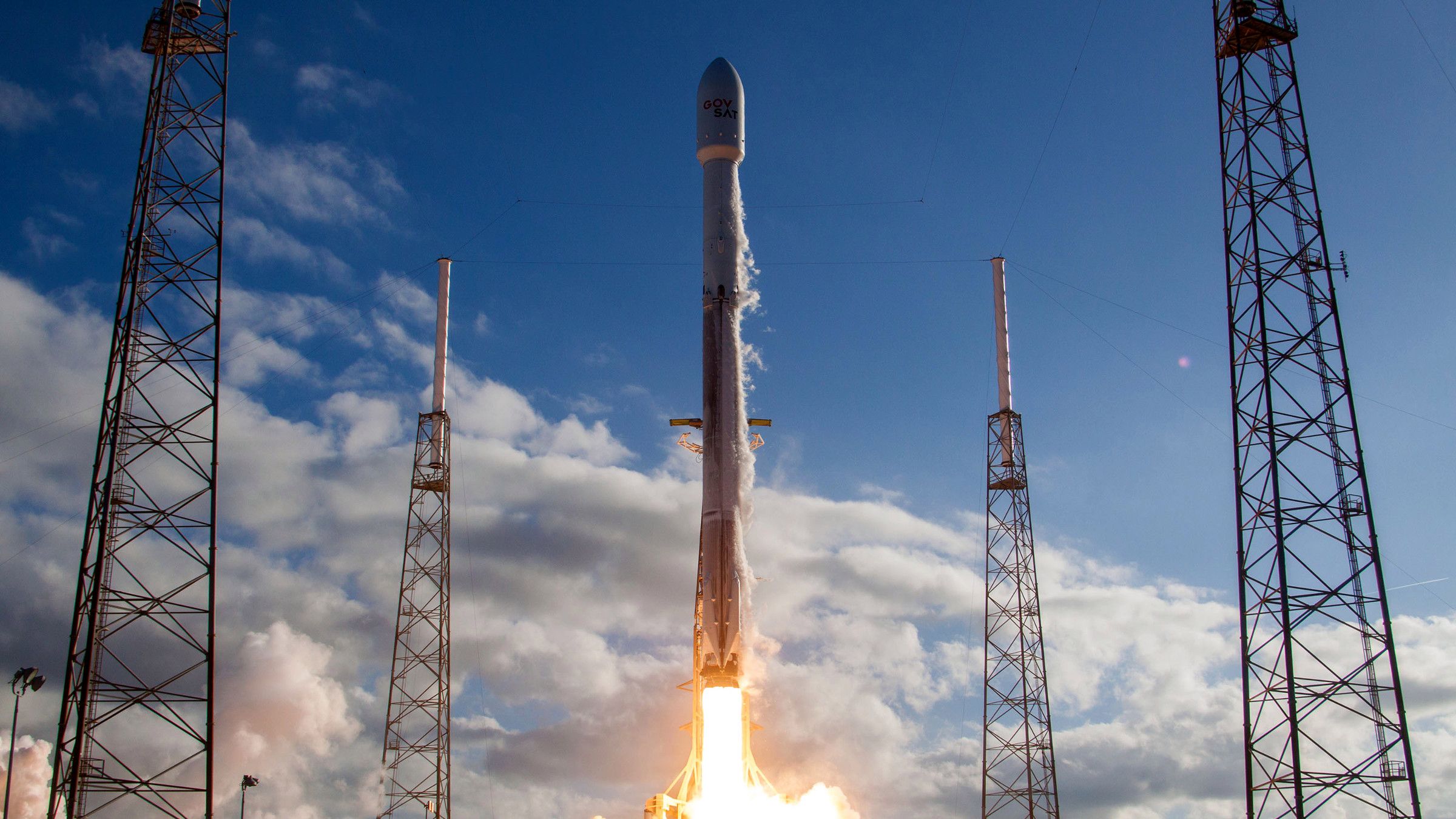 SpaceX запустила "финальную" версию ракеты Falcon 9