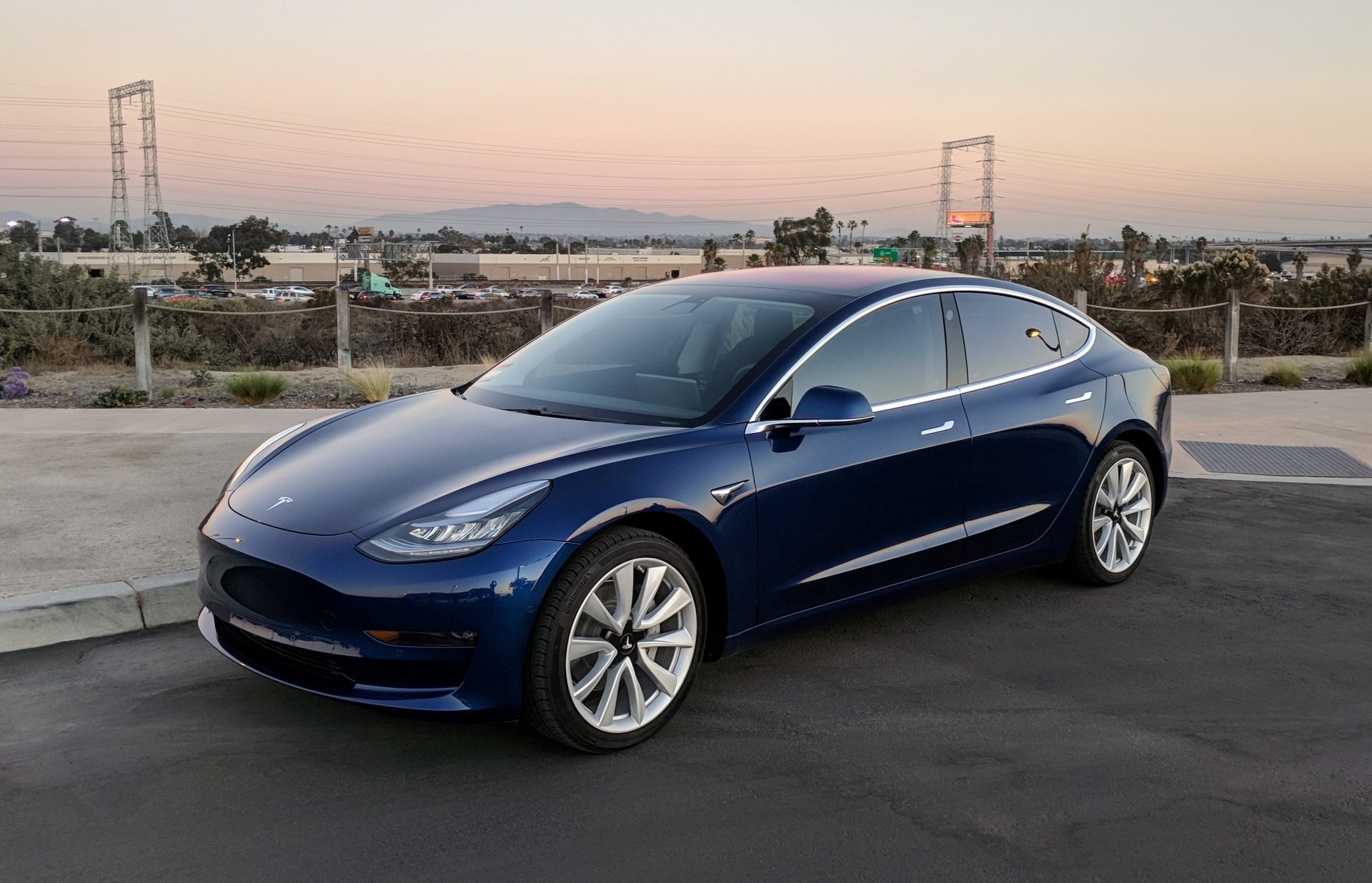 Tesla станет доступнее