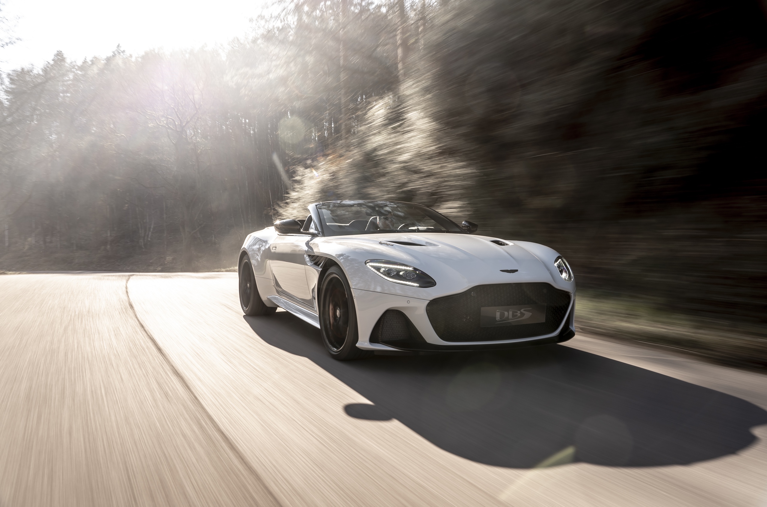 Представлен самый быстрый открытый Aston Martin в истории
